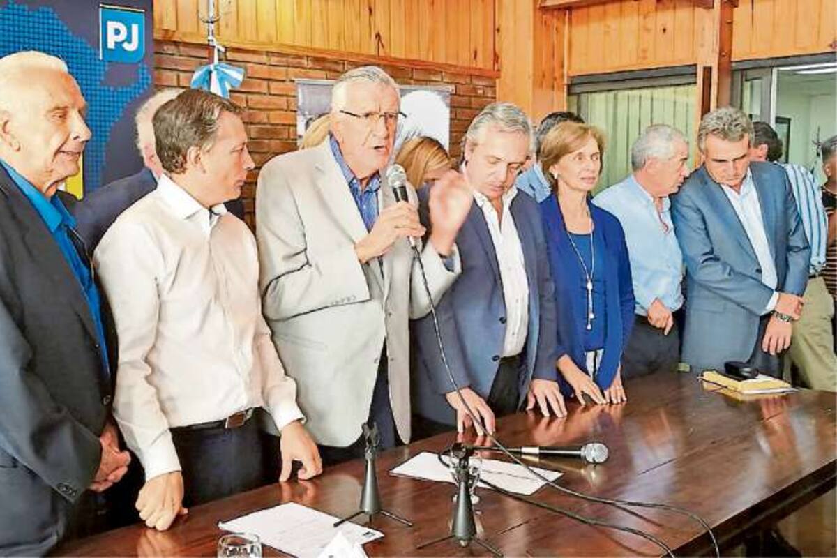 Gioja recibió ayer a Alberto Fernández
