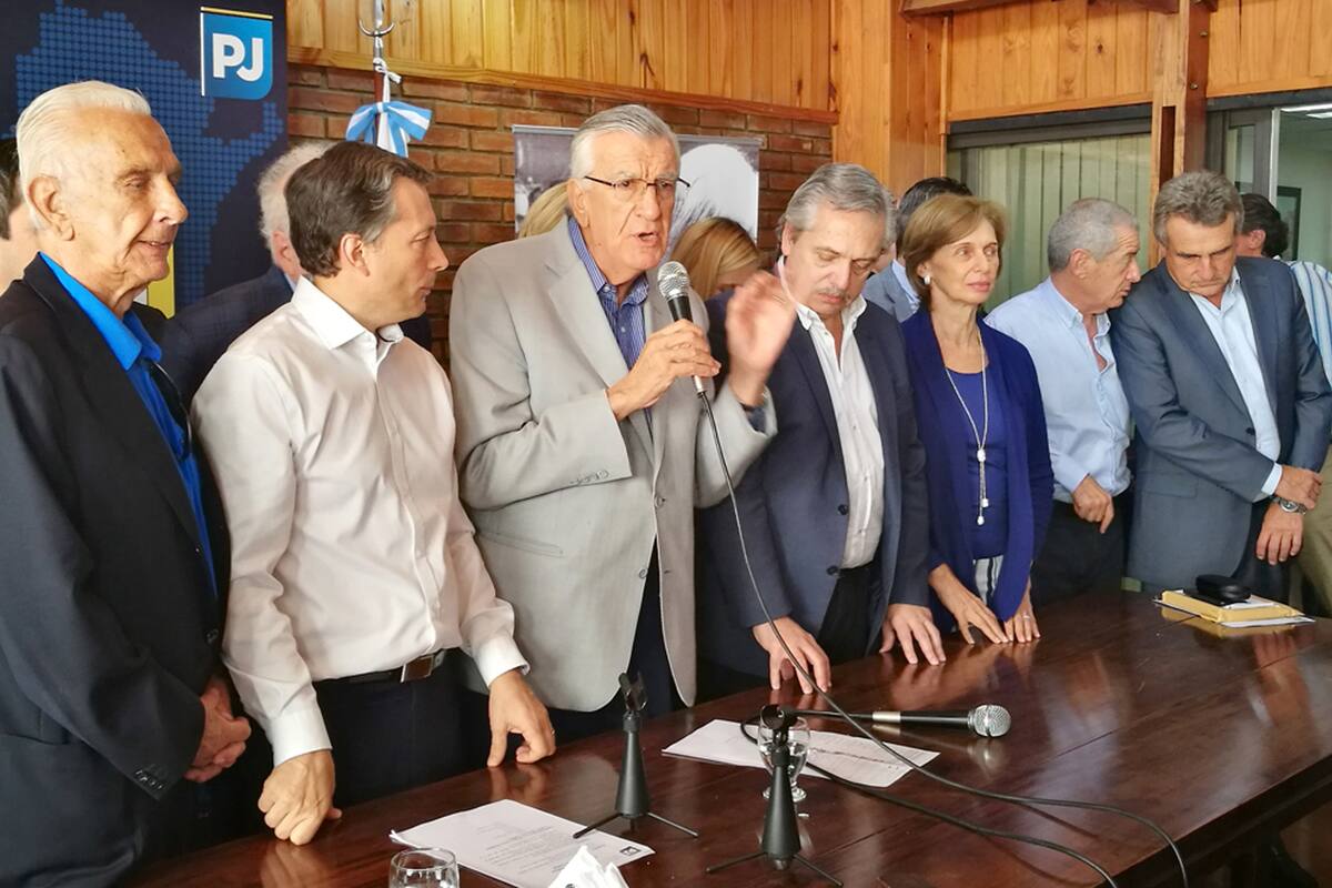 Gioja recibió ayer a Alberto Fernández