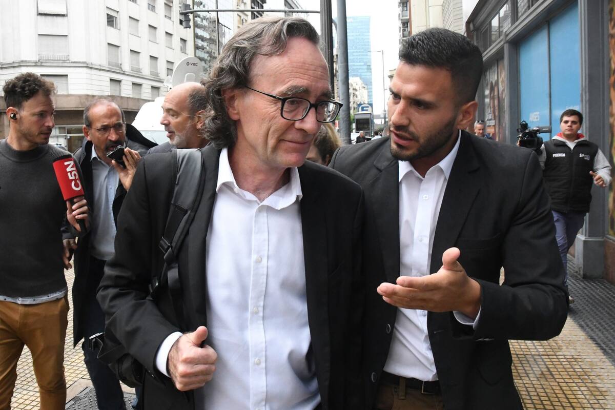 Giordano llegó al gabinete convocado por Francos.