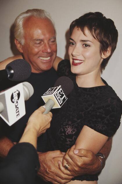 Giorgio Armani la tiene entre sus favoritas desde que la actriz era muy joven. En la foto, en una fiesta que organizó el italiano en Park Avenue Armony, en 1996.