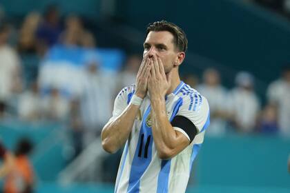 Giovani Lo Celso abrió el marcador en el amistoso que Argentina y Venezuela sostienen en Miami.