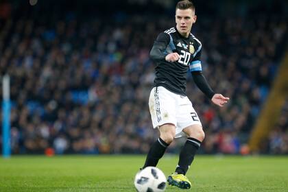 Giovani Lo Celso, otra vez la carta que reemplazará a Messi, de baja por una molestia