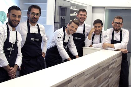 Giovanini (el segundo de la izquierda) se fue de Córdoba en 2002.