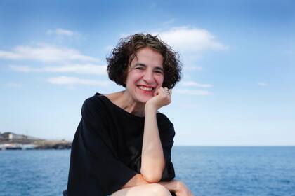 Giovanna Giordano, autora de la novela “Un vuelo mágico”,