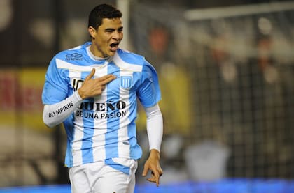 Giovanni Moreno, en su época como el número 10 de Racing