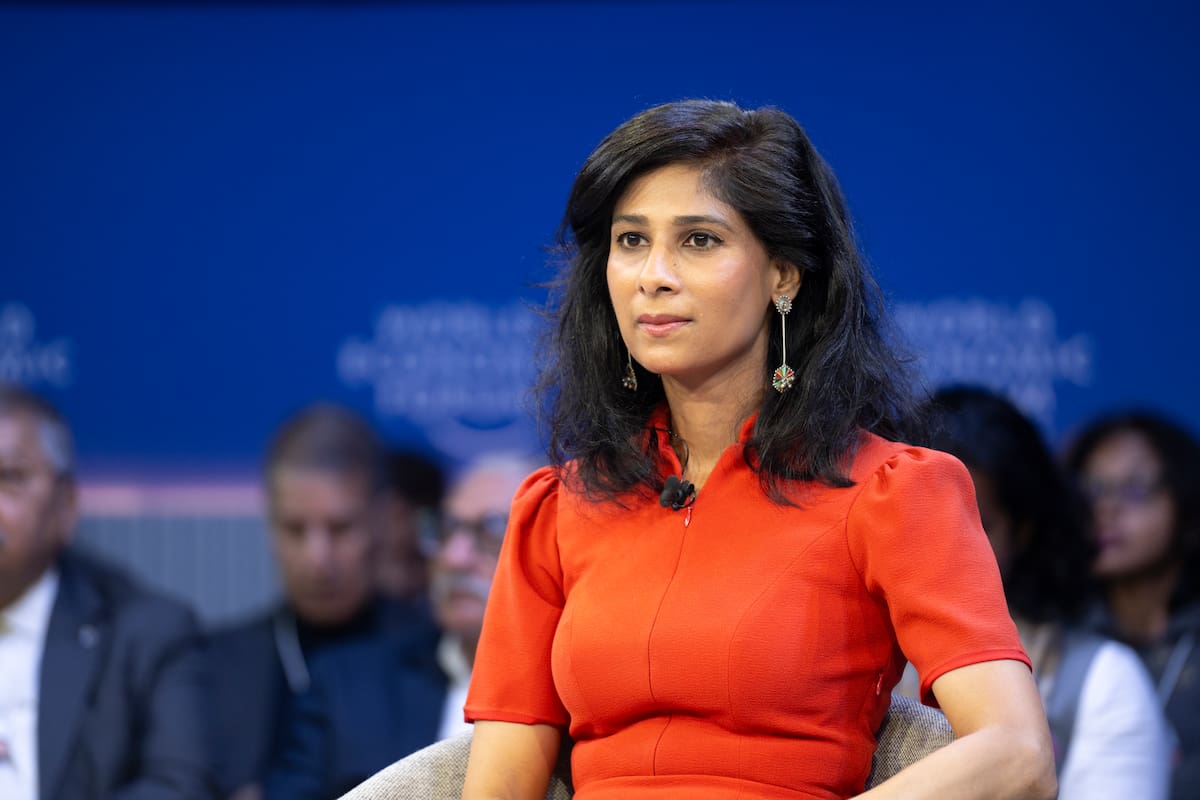 Gita Gopinath fue economista jefa del FMI entre 2019 y 2022 y subdirectora gerente hasta agosto de 2025; hoy es profesora e investigadora en Harvard