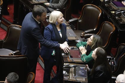 Giudici, Lospennato y Vidal, en Diputados