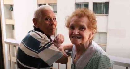 Giulia, la nieta de la pareja, de 22 años, publicó un video en Instagram donde se muestra a sus abuelos expresándose su amor
