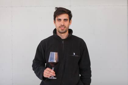 Giuliano Olivi es enólogo de Fincas Patagónicas.