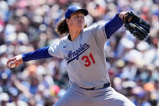 Glasnow y Scott se combinan para un juego de un hit y Dodgers vencen 3-0 a Gigantes