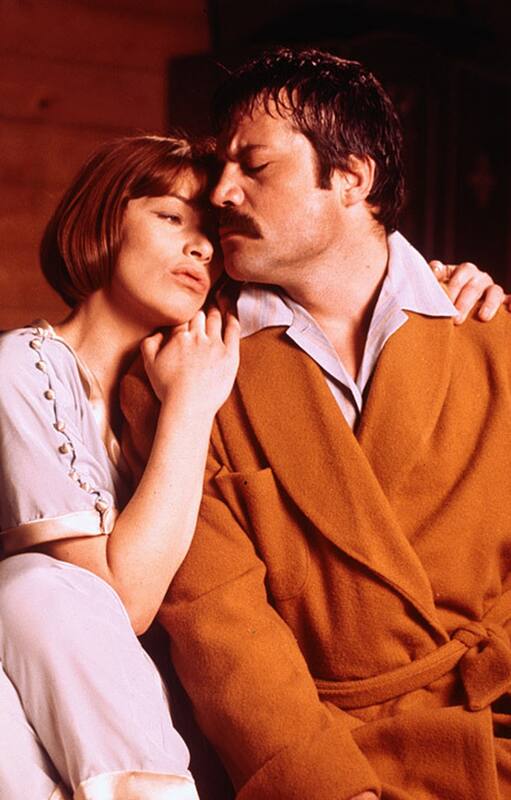 Glenda Jackson junto a Oliver Reed en Women in Love (1969)