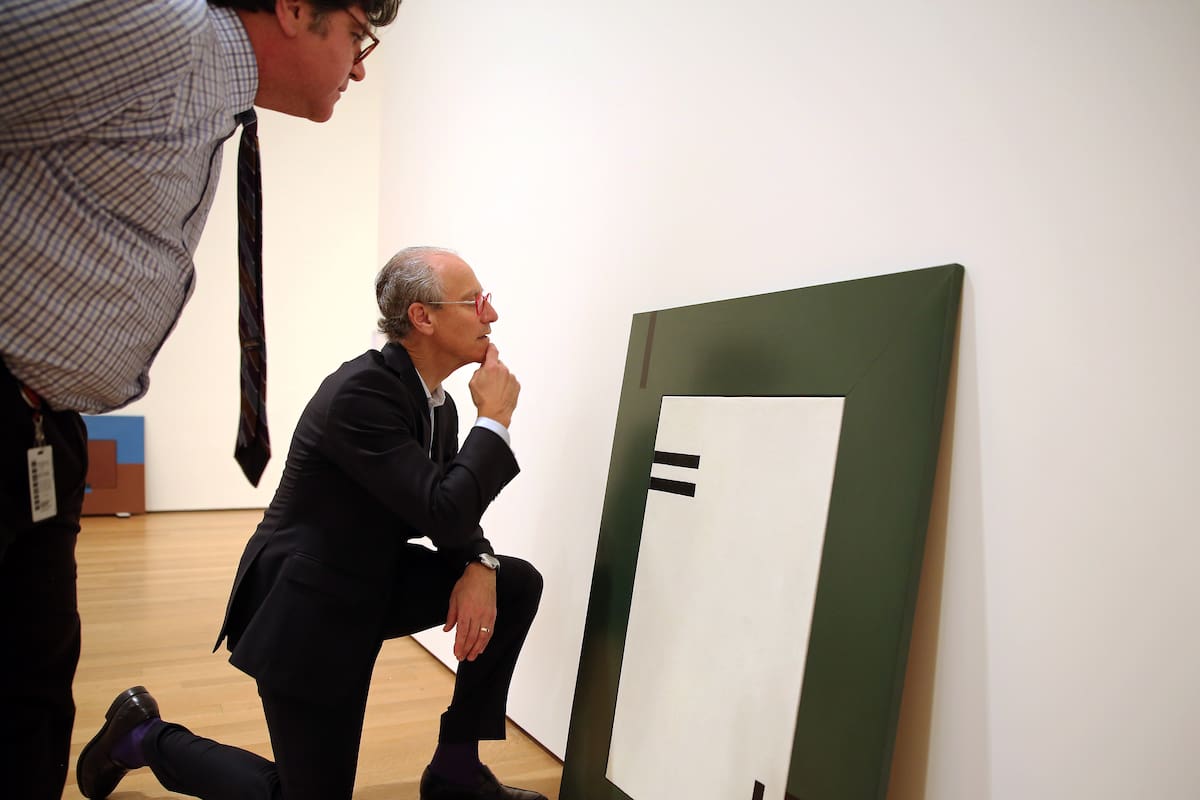 Glenn Lowry, director del Museo de Arte Moderno de Nueva York, considera que es hora de pasar la posta a nuevas generaciones