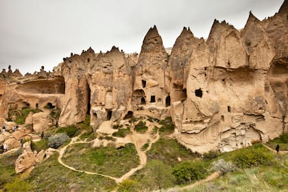 El Museo al aire libre de Zelve, en Capadocia, con multitud de casas talladas en las rocas.