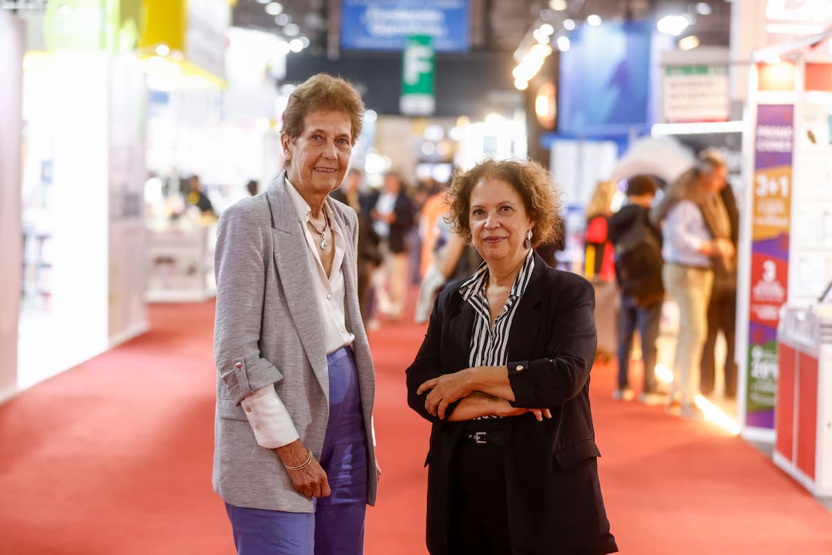 Gloria Rodrigué y Trini Vergara, cincuenta años en la Feria del Libro
.