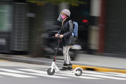 Glovo y Movo dejan de prestar servicio de monopatines eléctricos en la ciudad