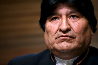Gobierno boliviano anuncia operación militar para detener a Evo Morales