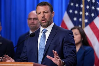 Gobierno de Trump identifica “superpatrocinadores” de niños migrantes para posible enjuiciamiento