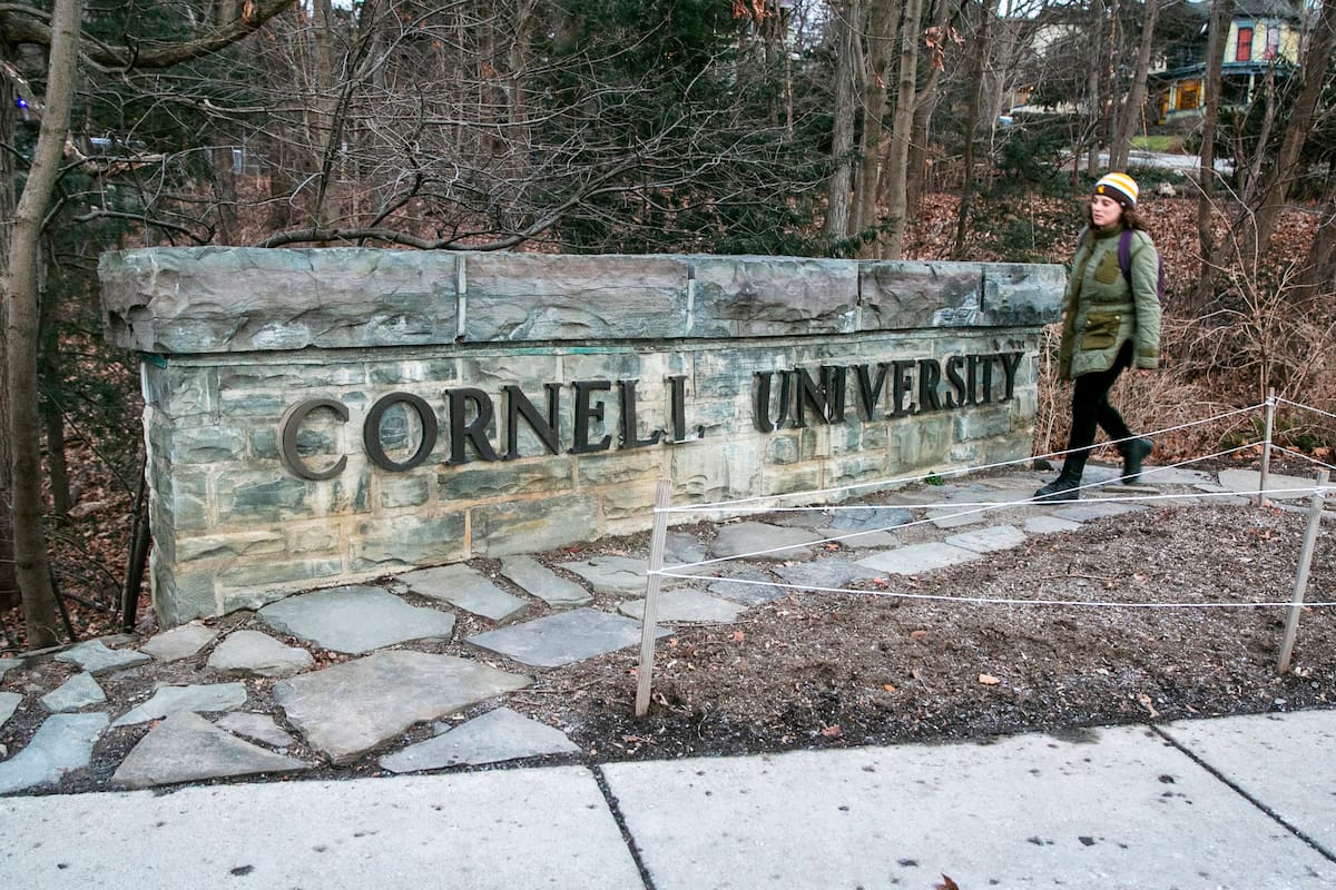 Gobierno de Trump paraliza fondos por $1.000 millones para Cornell y $790 millones para Northwestern