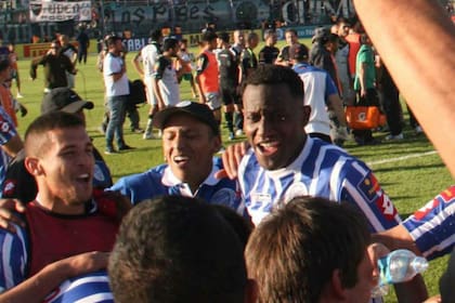 Godoy Cruz festejó en San Juan en el clásico cuyano