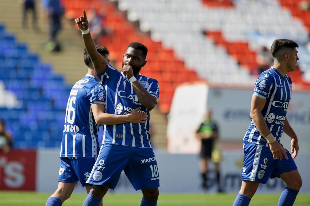 Godoy Cruz reaccionó y dió vuelta el resultado ante Estudiantes
