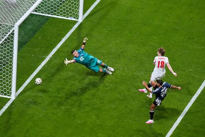 Gol de Anthony Gordon a la Argentina para Inglaterra