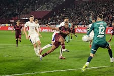 Lanús ganó con gol de un delantero que fue a buscar porque el que quería terminó en San Lorenzo