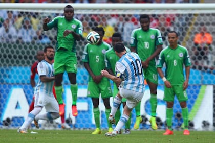 Gol de tiro libre de Lionel Messi contra Nigeria en el Mundial de Brasil 2014
