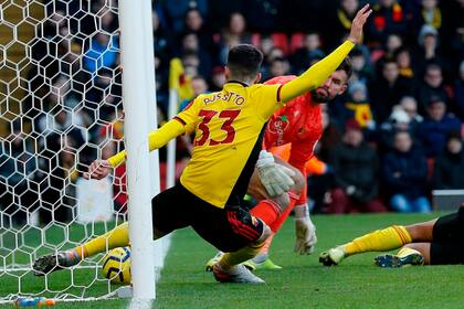 ¿Gol o no? Pussetto rechazará la pelota y el VAR dirá que no ingresó