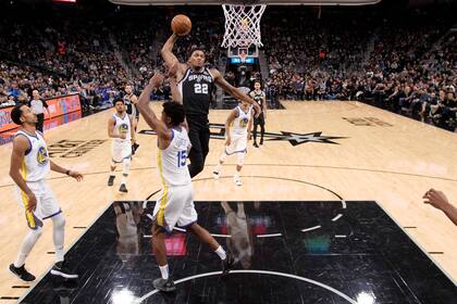 Golden State Warriors perdió su tercer juego consecutivo; Kerr dijo que vivieron un sueño durante 4 años y que ésta es la verdadera NBA