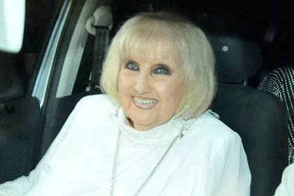 Goldie Legrand festejó con su hermana Mirtha sus 92 años