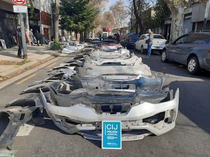 Golpe al negocio ilegal de las autopartes en la Ciudad