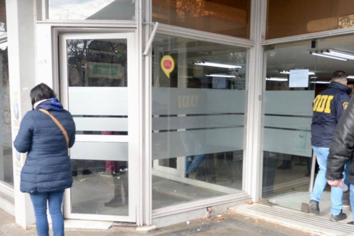 Golpe comando a un banco en La Plata