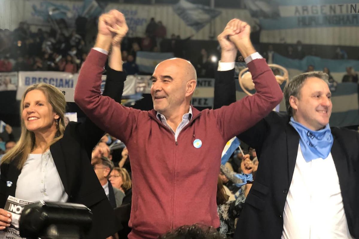 Gómez Centurión cerró su campaña con el apoyo de mil pastores evangélicos