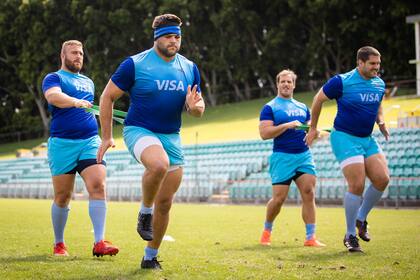 Gómez Kodela y Medrano, rumbo al partido ante Australia