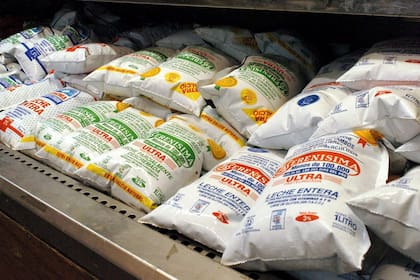 Se busca que progresivamente solo queden las leches fluidas en Precios Máximos