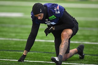 Gonzalez disfruta su primer Super Bowl con los Patriots tras superar adversidades