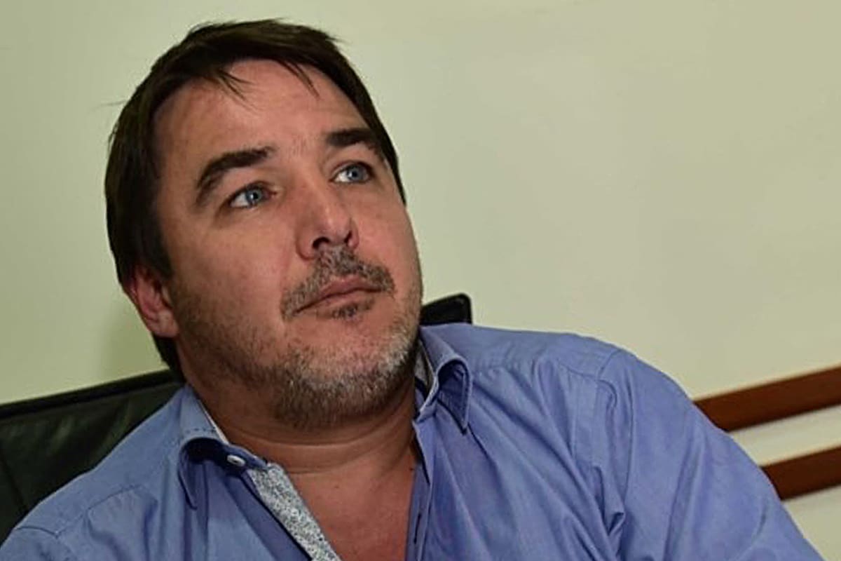 Gonzalo Carpintero Patterson, exsecretario privado de Mario Das Neves, reincorporará la suma en bienes, reconoce el delito y acepta una condena de tres años