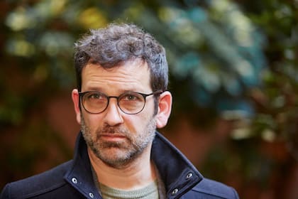 Gonzalo Garcés escribió una guía de lectura de la Biblia desde una perspectiva contemporánea, laica y apasionada