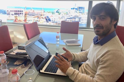 Gonzalo Hernández trabaja en Barcelona desde 2008, asesorando a compañías multinacionales de consumo masivo