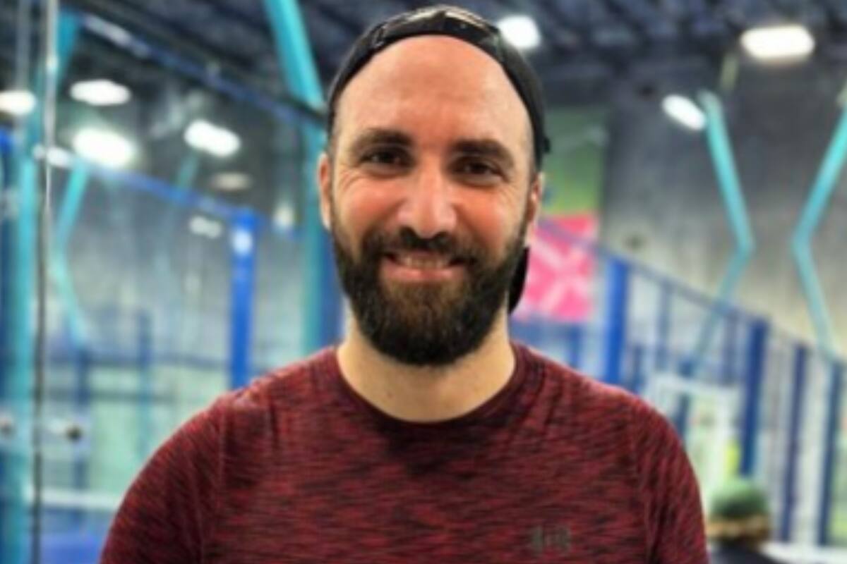 Gonzalo Higuaín cambió de rumbo y ahora se dedica al pádel