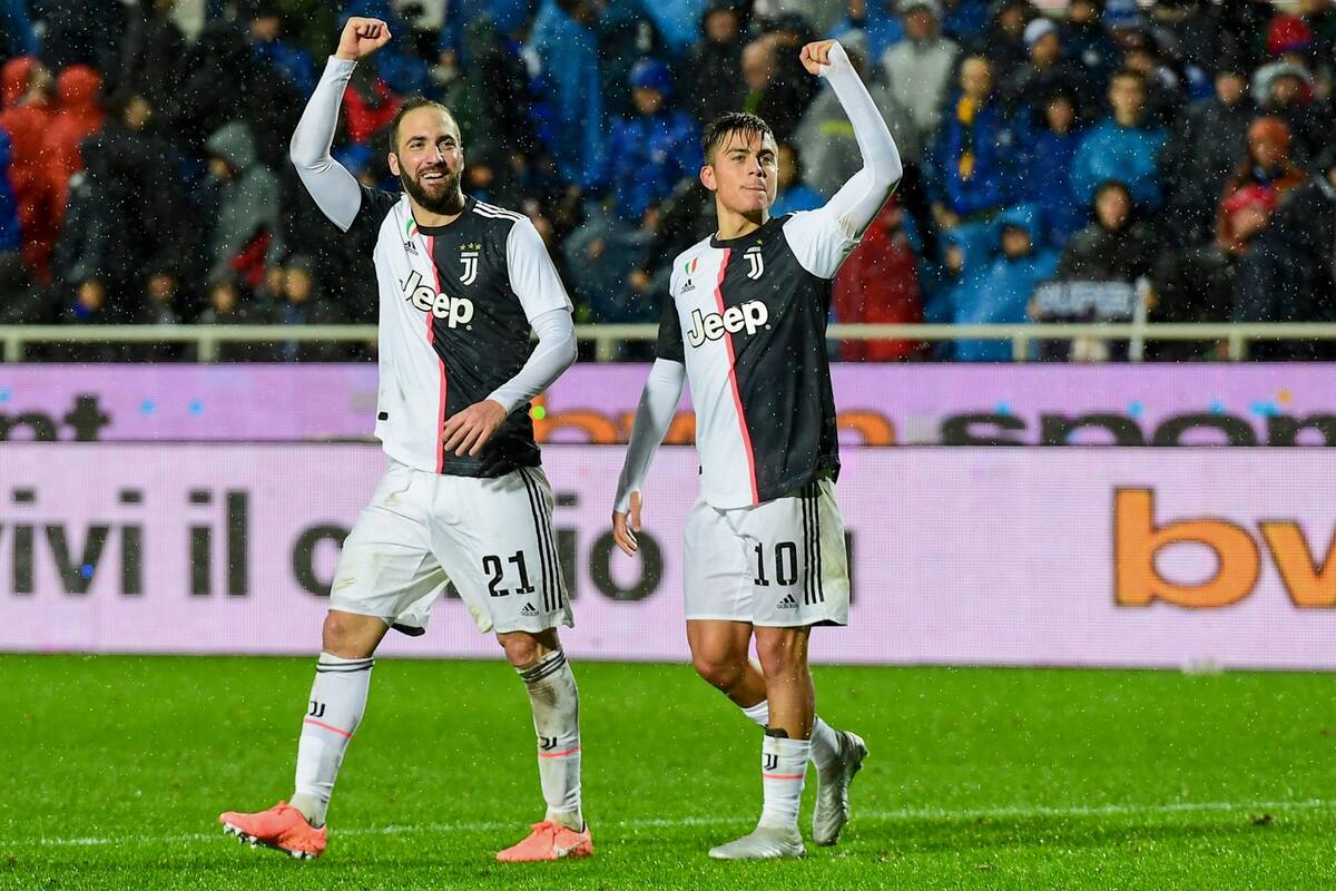Gonzalo Higuaín y Paulo Dybala en Juventus.