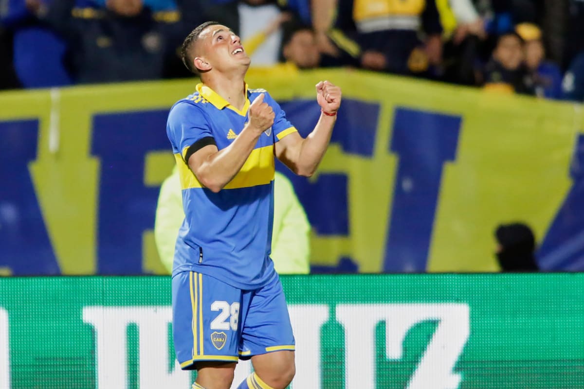 Gonzalo Morales cumple un sueño del pibe: estreno como titular en el club al que ama, gol y victoria de Boca; el 3-2 sobre Quilmes en Mendoza reportó el pase a las semifinales por la Copa Argentina.