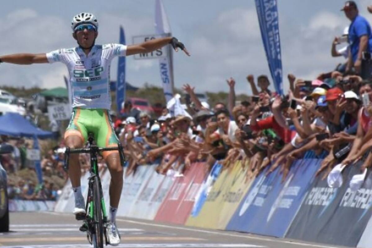 Gonzalo Najar festeja su triunfo