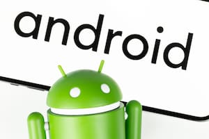 Google acordó pagarle US$ 630 millones a los usuarios de Android en Estados Unidos por una demanda que le iniciaron 37 fiscales en 2021; la Justicia considera que al no permitir alternativas de pago de apps en Google Play abusa de su posición dominante