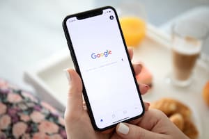 Google le paga a Apple una suma por ser el buscador oficial del iPhone y el iPad