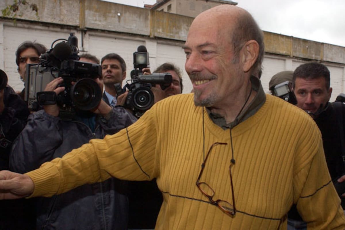 Gorriarán Merlo, en el momento en que quedaba en libertad, en 2003