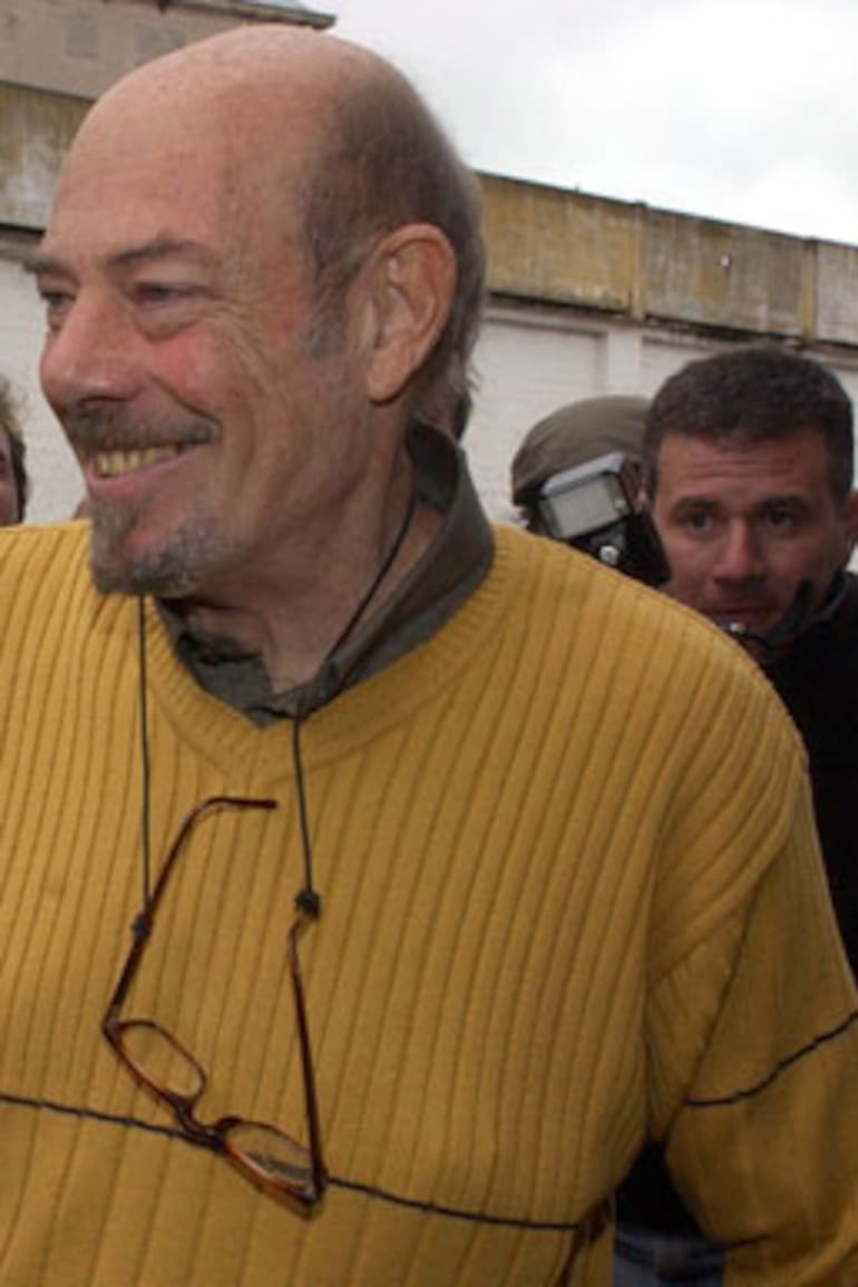 Gorriarán Merlo, en el momento en que quedaba en libertad, en 2003