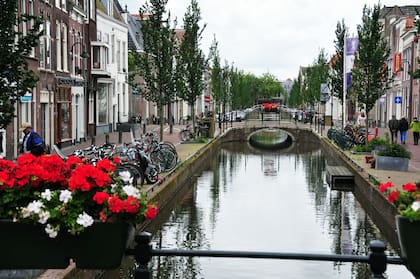 Gouda, en los Países Bajos, se encuentra a 8 kilómetros de Bergambacht, el pequeño pueblo donde se instalaron.