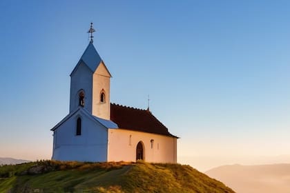 GPTJesus es un ejemplo de una serie reciente de chatbots que se nutren del Nuevo Testamento y contestan en diferentes idiomas. La Iglesia ve con recelo la herramienta, pero también como una oportunidad