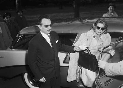 Grace Kelly con la famosa Kelly Bag